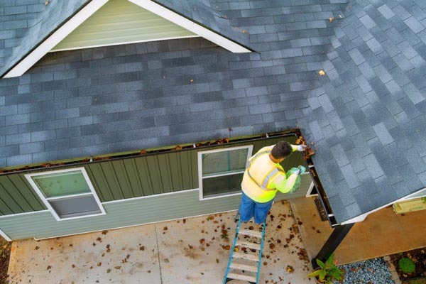 Learn More About Gutter Cleaning Repair